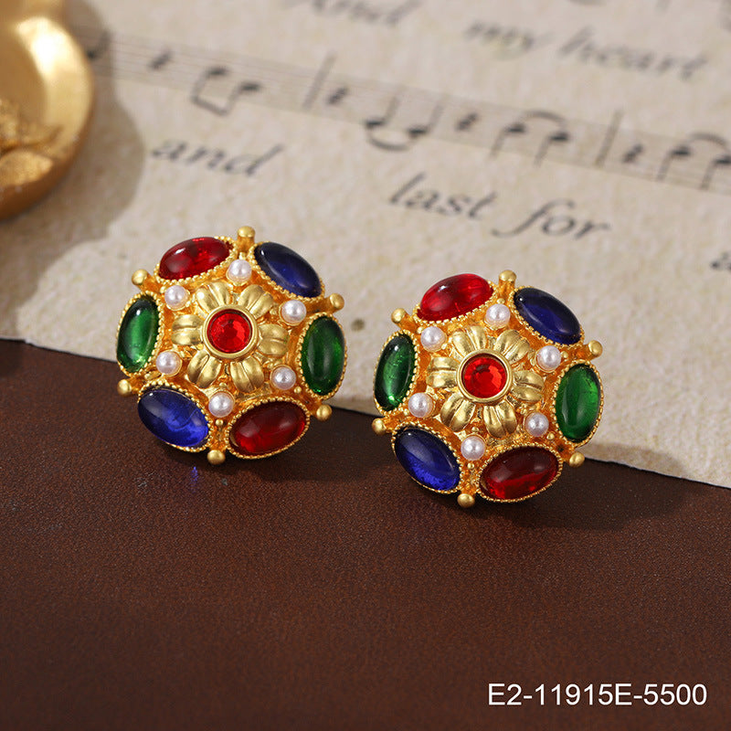 Exquisite Retro Copper Plating Inlaid Zirconium Color Court Style Earrings