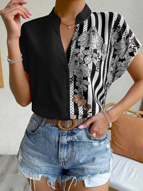 Short Sleeve Printed V-neck Blouse with Buttons