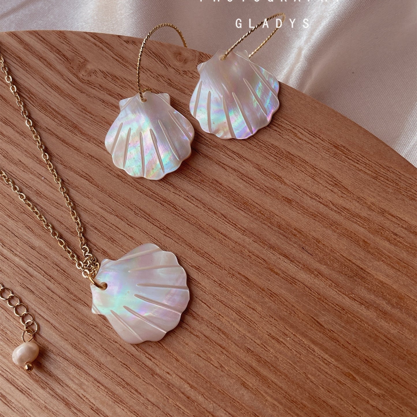 Beautiful Seashell Earring