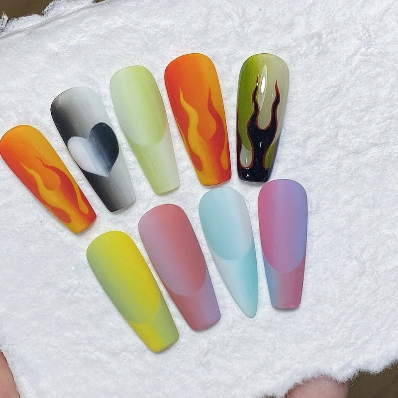 Spatial Two-color Gradient French Mirror  Wear Manicure