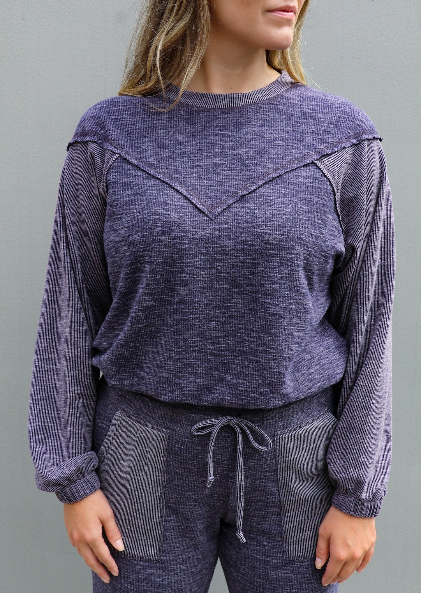 Yasmine Pullover